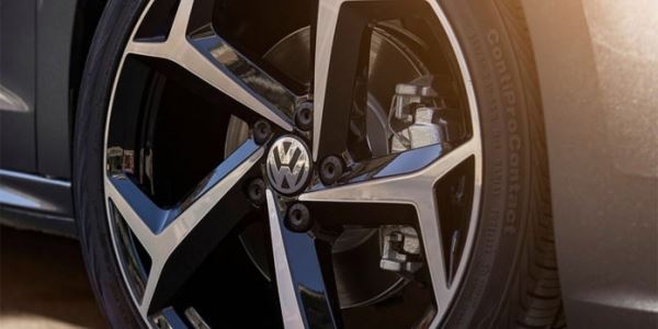 Volkswagen показал новый Passat