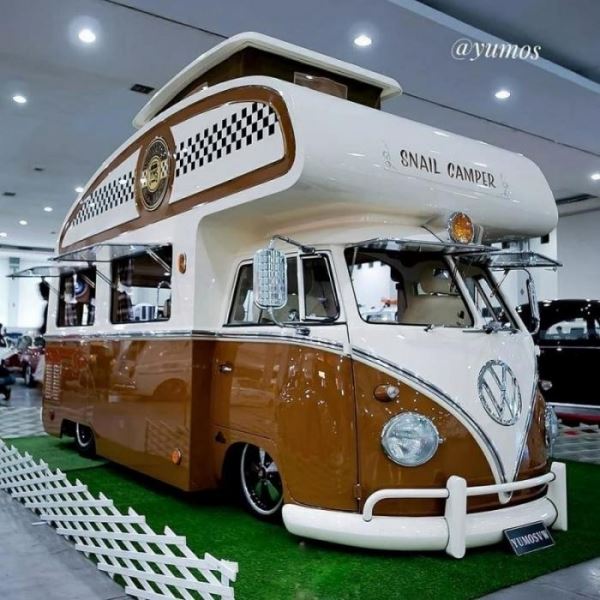 <br />
			Volkswagen T1 - кемпер из Индонезии от «Yumos Garage» (21 фото)