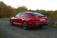 Тест-драйв Kia Stinger