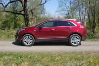 Тест-драйв Cadillac XT5