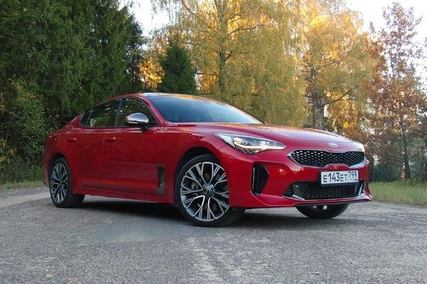 Тест-драйв Kia Stinger