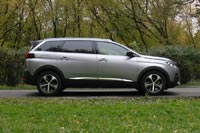 Тест-драйв Peugeot 5008