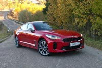 Тест-драйв Kia Stinger