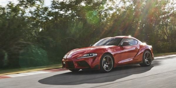 Возрожденный спорткар Toyota Supra официально представлен