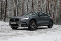 Тест-драйв Volvo V90 Cross Country