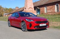 Тест-драйв Kia Stinger