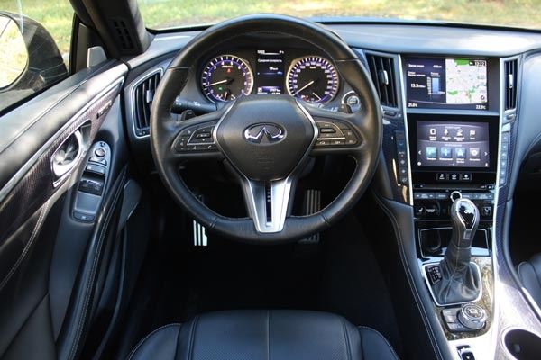 Тест-драйв Infiniti Q60