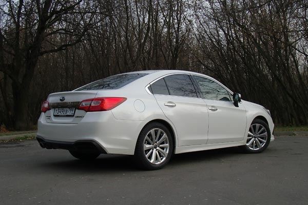 Тест-драйв Subaru Legacy