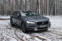 Тест-драйв Volvo V90 Cross Country