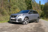 Тест-драйв Peugeot 5008