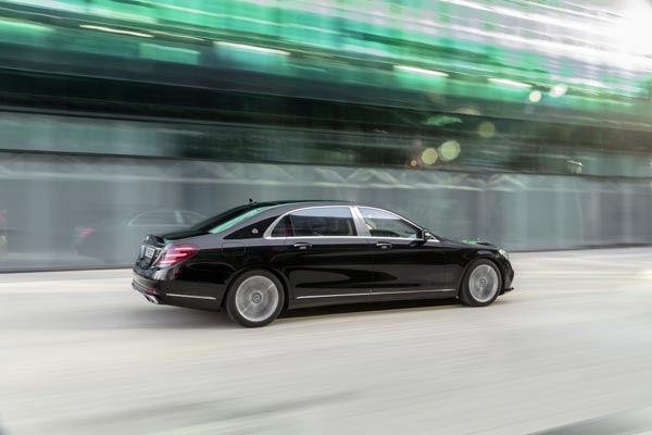 Тест-драйв Mercedes S-Class