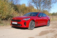 Тест-драйв Kia Stinger