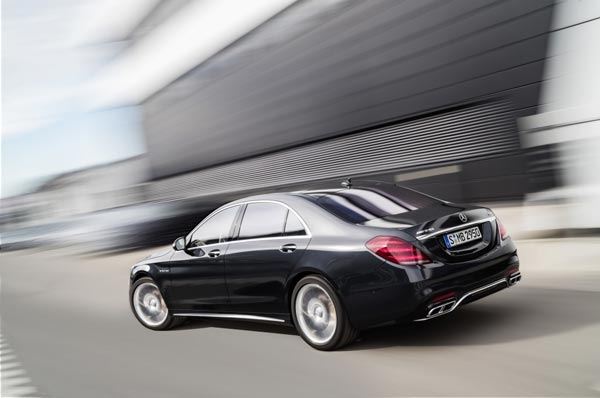 Тест-драйв Mercedes S-Class